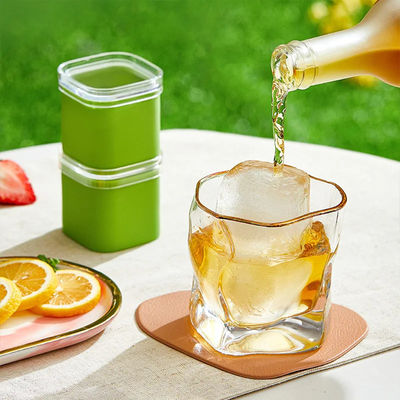 1.7 Inch Custom Extra Large Ice Cube Tray Colorful Silicone Ice Cube Moulds With Lid